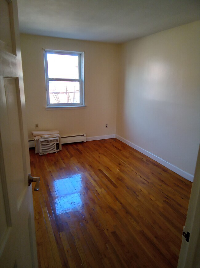 Foto del edificio - 39 Paerdegat 15th St