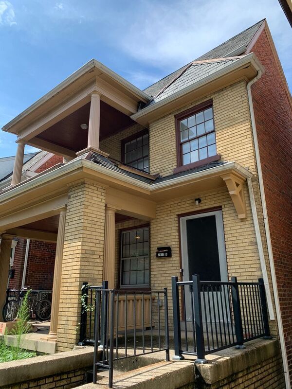 Building Photo - 2913 W Grace St