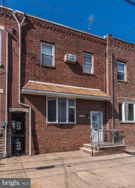 Building Photo - 2550 E Clearfield St