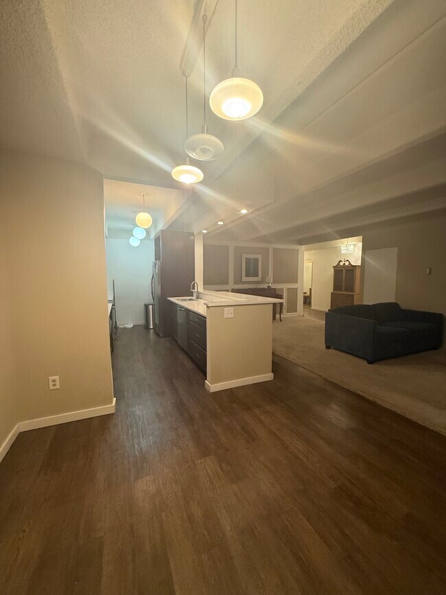 Foto del edificio - 7877 E Mississippi Ave