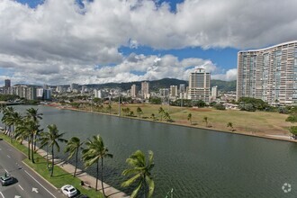 Building Photo - 2015 Ala Wai Blvd