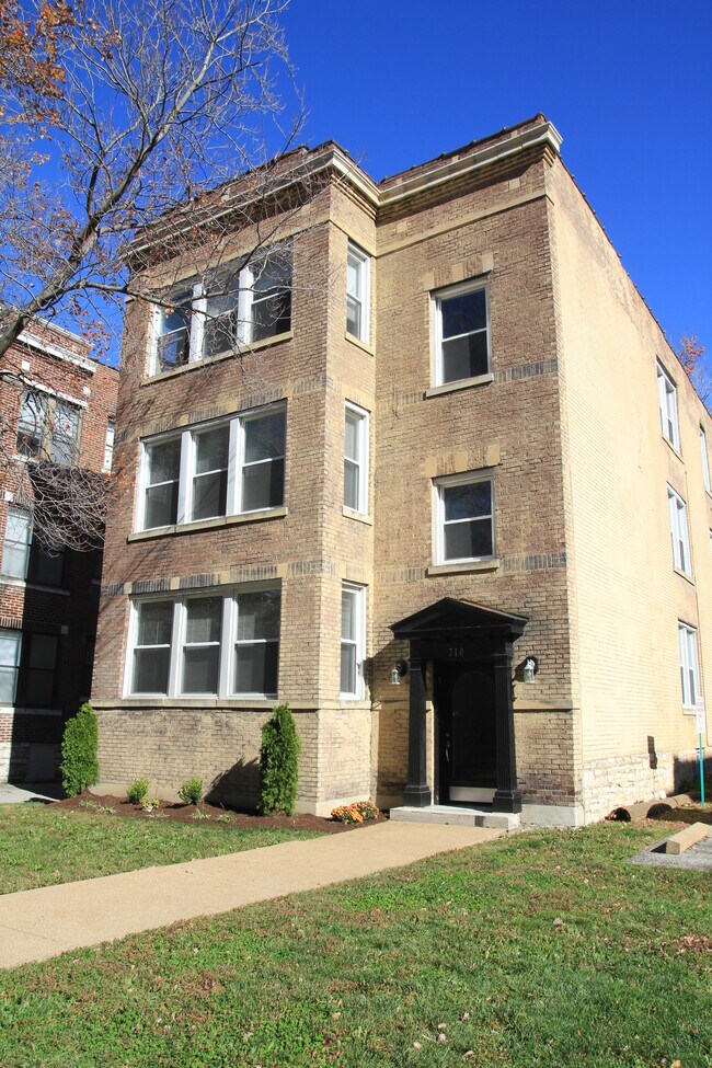 Building Photo - 710 Westgate Ave