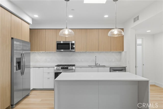 Building Photo - 12078 Guerin St