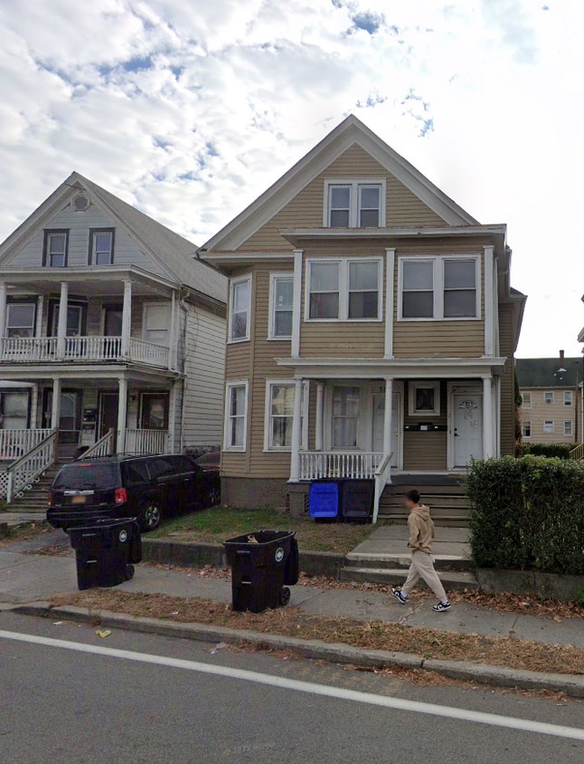 Primary Photo - 358 Church St