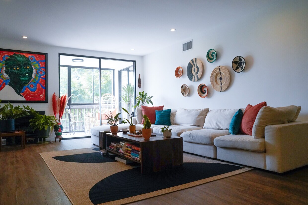 Foto principal - 4835 E Anaheim St