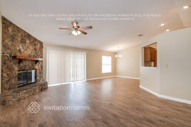 Foto del edificio - 1679 Pendleton St