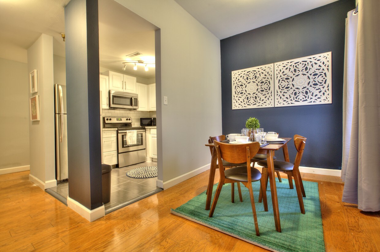 Foto principal - Sherwood Court Apartments