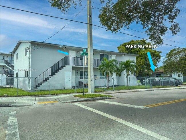 Foto del edificio - 1202 NW 61st St