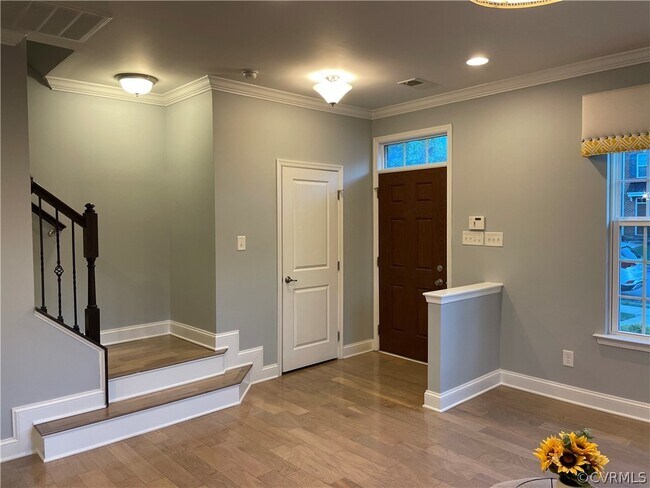 Foto del edificio - 4406 Duncan Park Ln