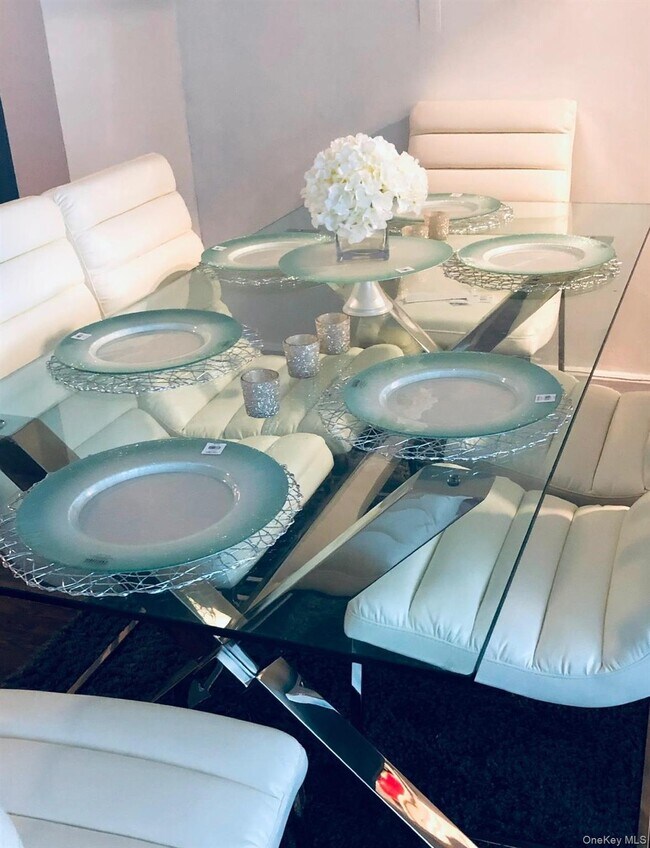 Foto del edificio - 510 Dubois Ave