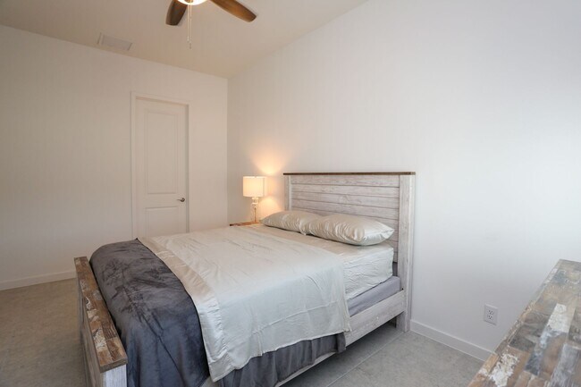 Building Photo - ***NEW CONSTRUCTION***3 BEDS/2BATHS***ABACO POINTE***FURNISHED SEASONAL***