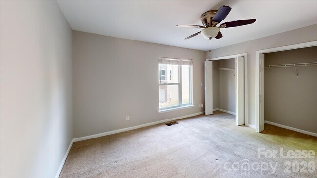Building Photo - 537 Donatello Avenue