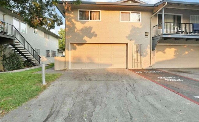 Foto del edificio - 2304 L St
