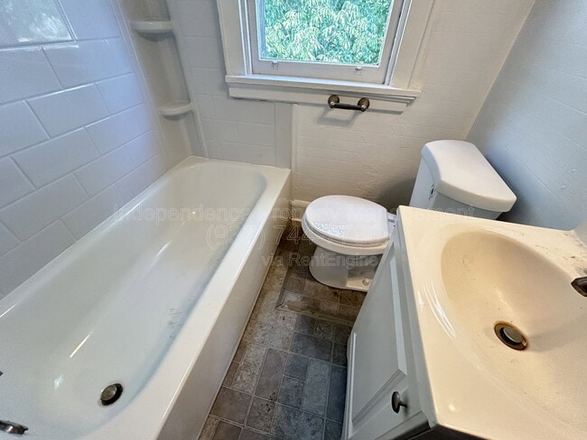 Photo - 5563 Bosworth Pl Townhome