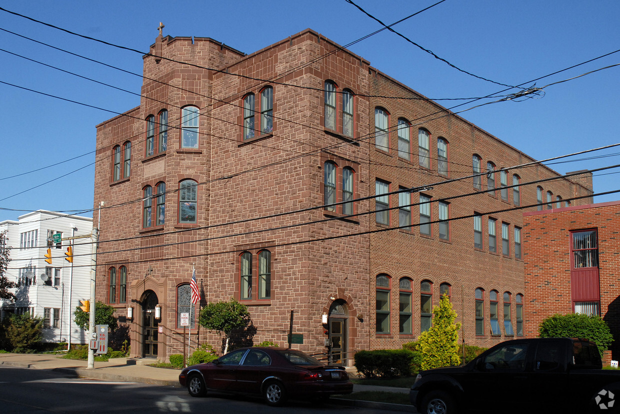 Foto del edificio - Saint John Apartments