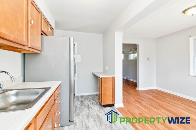 Foto del edificio - 3705 Midheights Rd