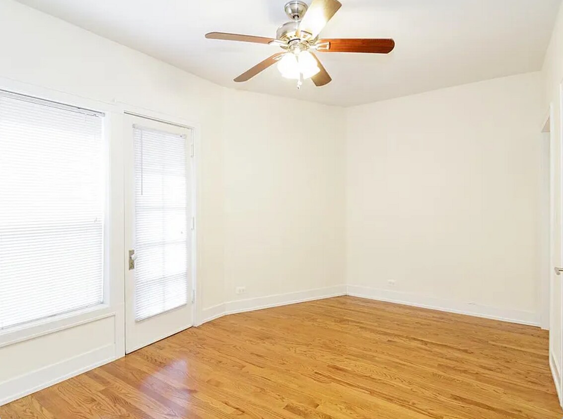 Primary Photo - 2868 N Orchard St