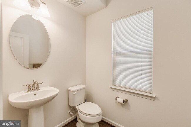 Foto del edificio - 6421 Alan Linton Blvd E