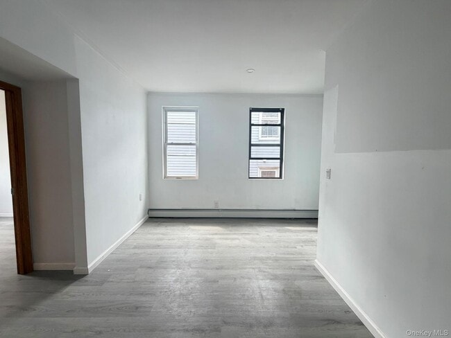 Foto del edificio - 49-04 69th St