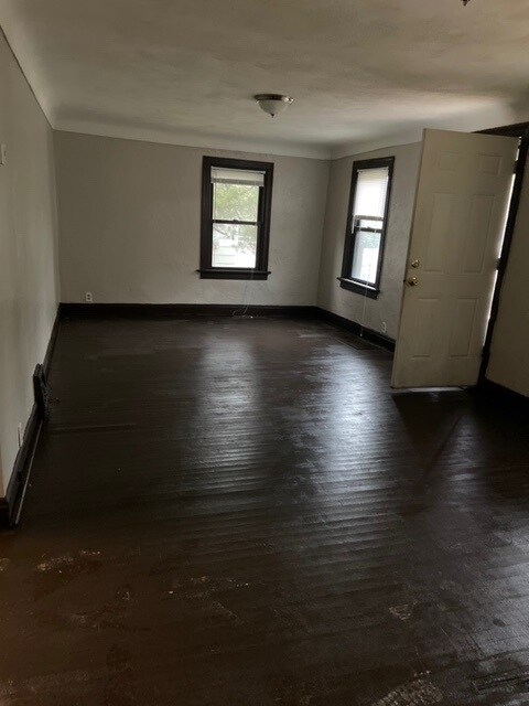 Foto del edificio - 809 Arline Dr