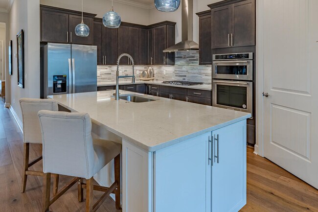 Foto del edificio - 559 SE Villandry Way