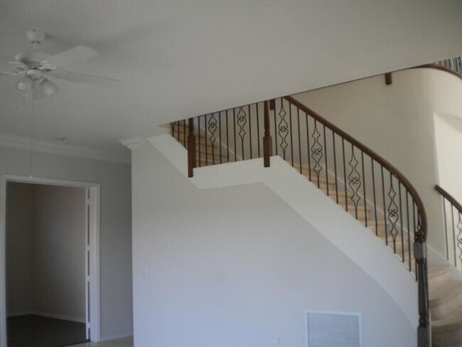 Building Photo - 9615 Shepard Pl