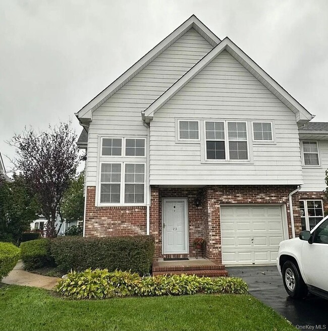 Building Photo - 23 Broadlawn Dr