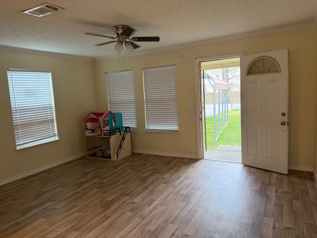 Foto del edificio - 635 S Archie St