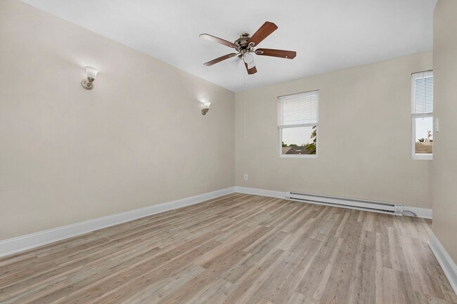Foto del edificio - 1136 Steelton Ave