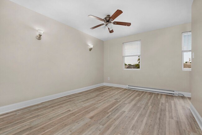 Building Photo - 1136 Steelton Ave