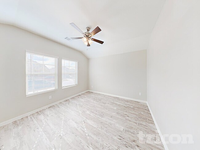 Foto del edificio - 275 Sunshine Ln