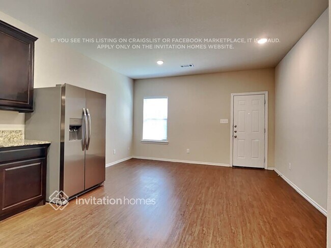 Building Photo - 1804 Wickham Dr
