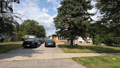 Building Photo - 4 Markwood Dr