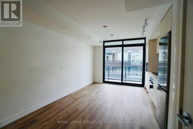 Photo du bâtiment - 1-1411 Jarvis St