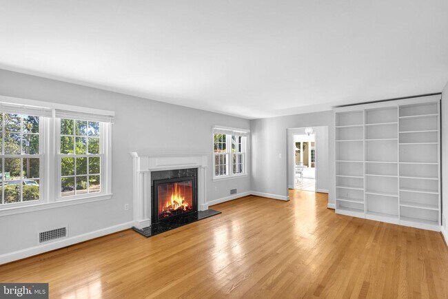 Foto del edificio - 3548 N Valley St