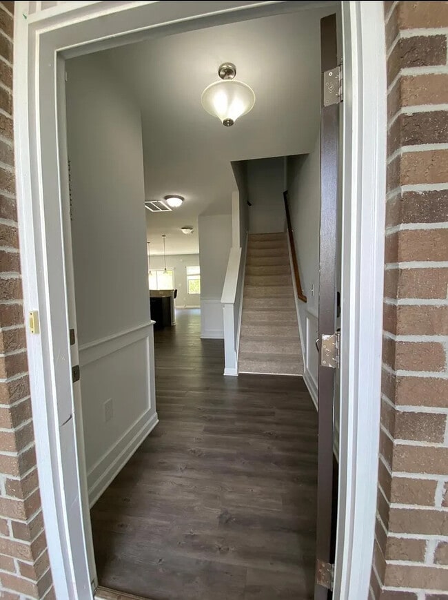 Foto del edificio - Room in Townhome on Durants Neck Ln