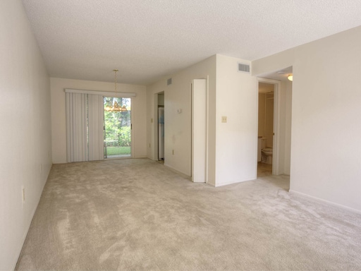 Building Photo - 14352 Lucerne Dr