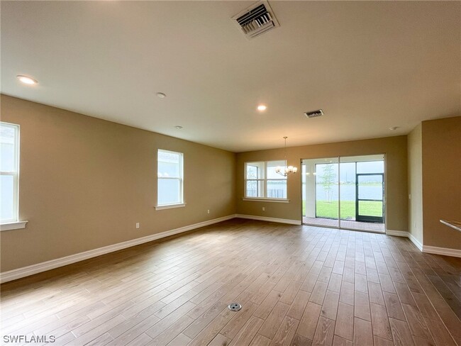 Building Photo - 831 Stonewater Lake Ter