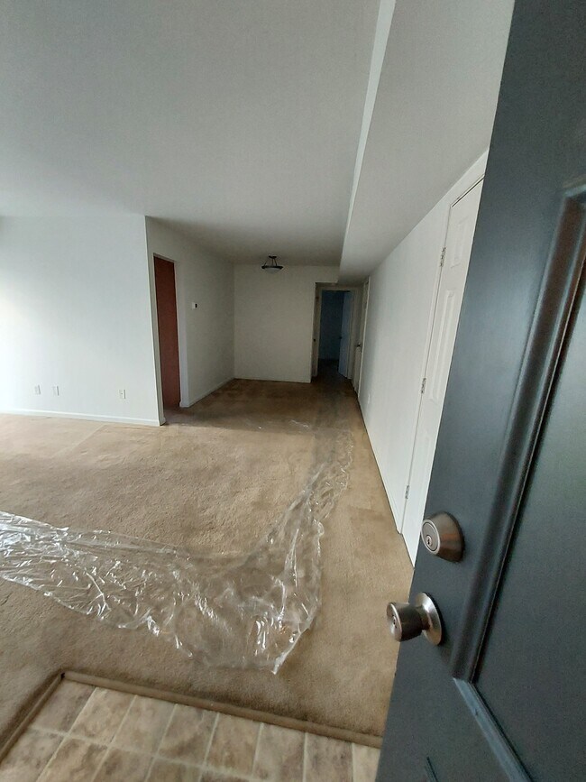 Entrance through Front Door - 1805 William St