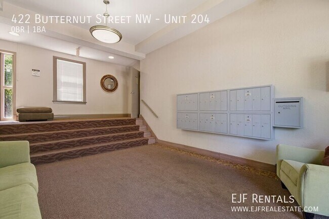 Foto del edificio - 422 Butternut St NW