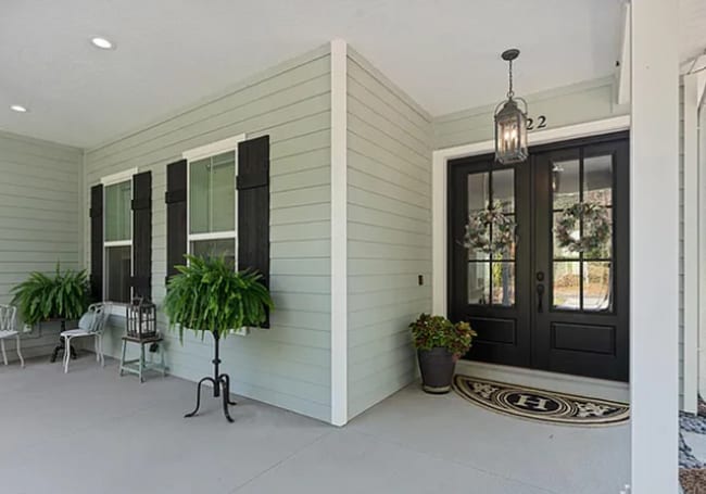 Building Photo - Beautifully crafted single level cottage style home.