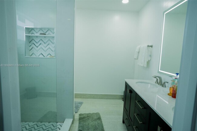 Building Photo - 14530 NW 11th Ct