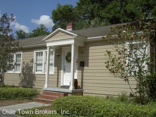 Building Photo - 2 br, 1 bath House - 803 N.Thornton Ave
