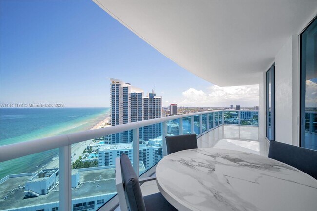 Foto del edificio - 2711 S Ocean Dr