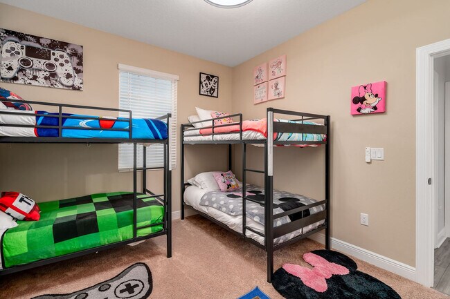 Foto del edificio - 7825 Somersworth Dr