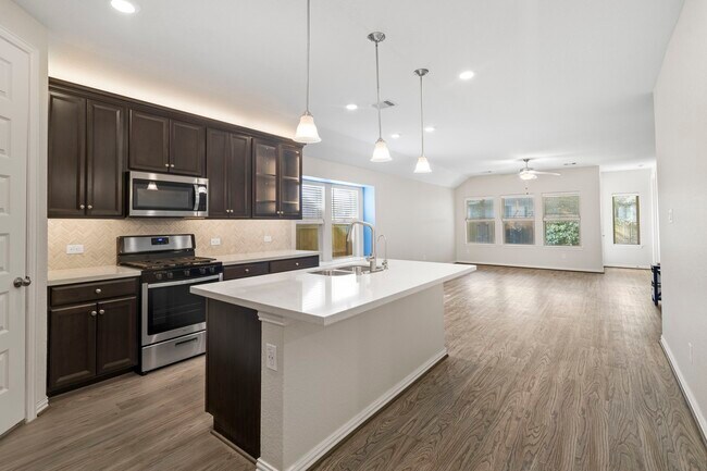 Building Photo - 335 Honey Mesquite Path