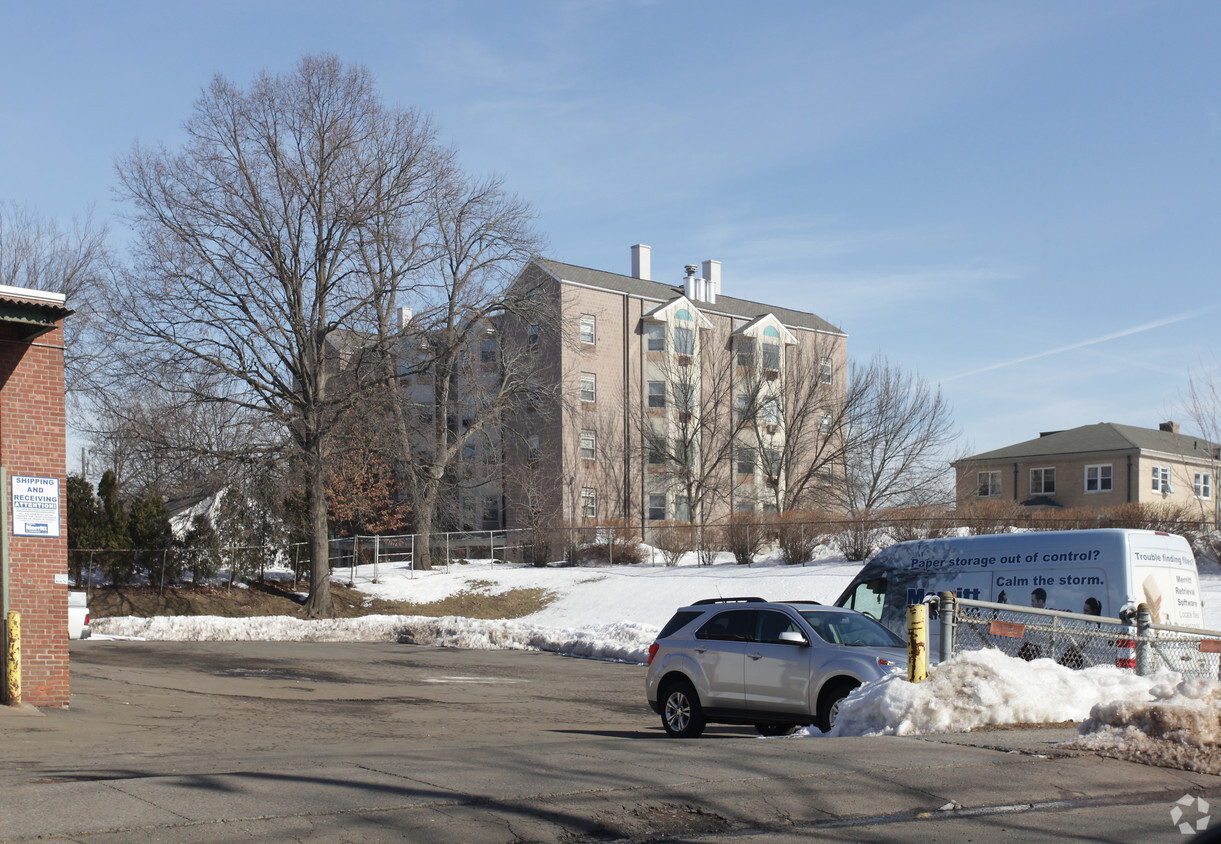 Building Photo - Mary J. Caruso Gables Apartments