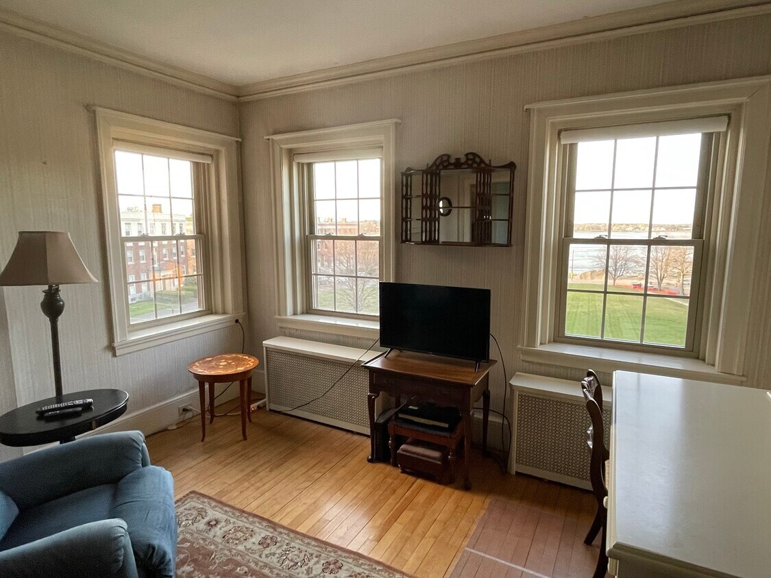 11 Ricker Park Unit B3, Portland, ME 04101 Condo for Rent in Portland