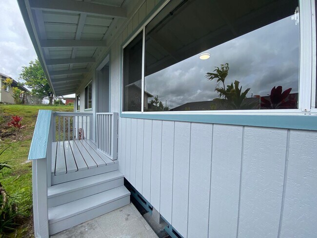 Building Photo - 3BR Home in Pacific Paradise Gardens, Mt. View