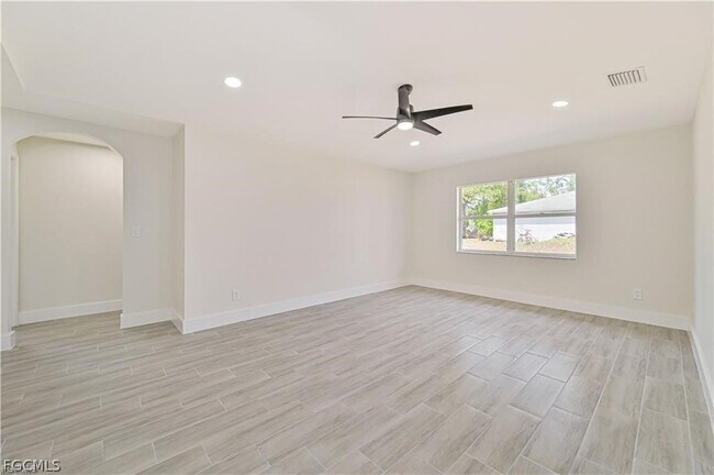 Building Photo - 4735 28th St SW